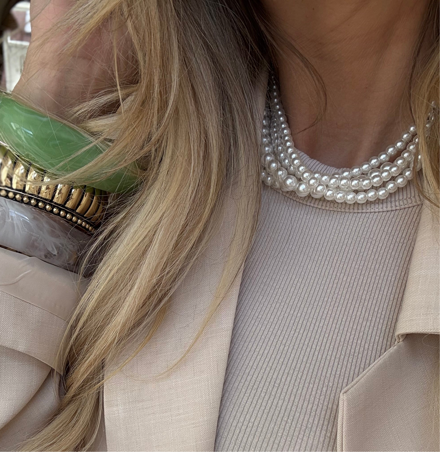 Necklace pearls