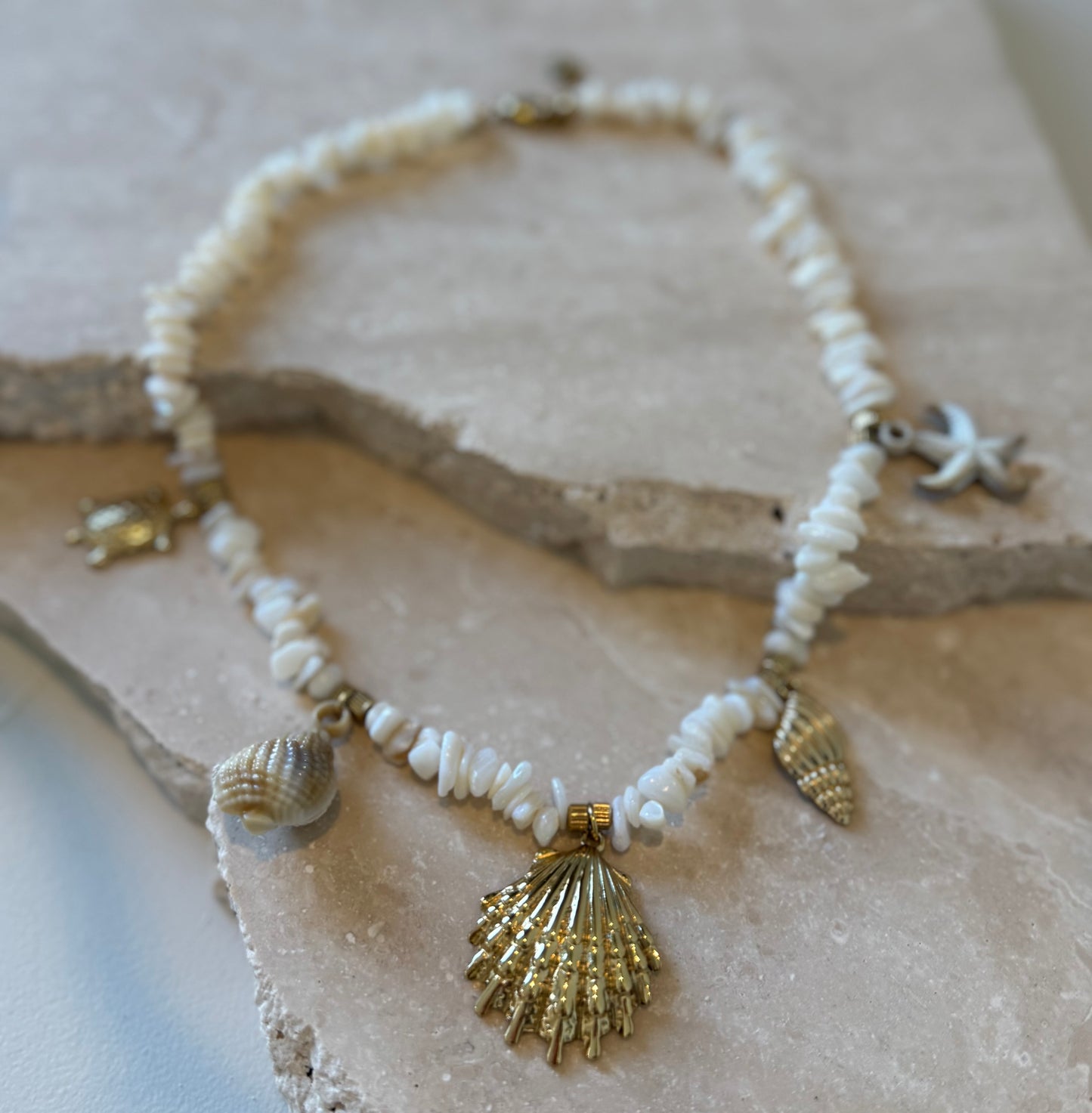 Necklace Ocean white
