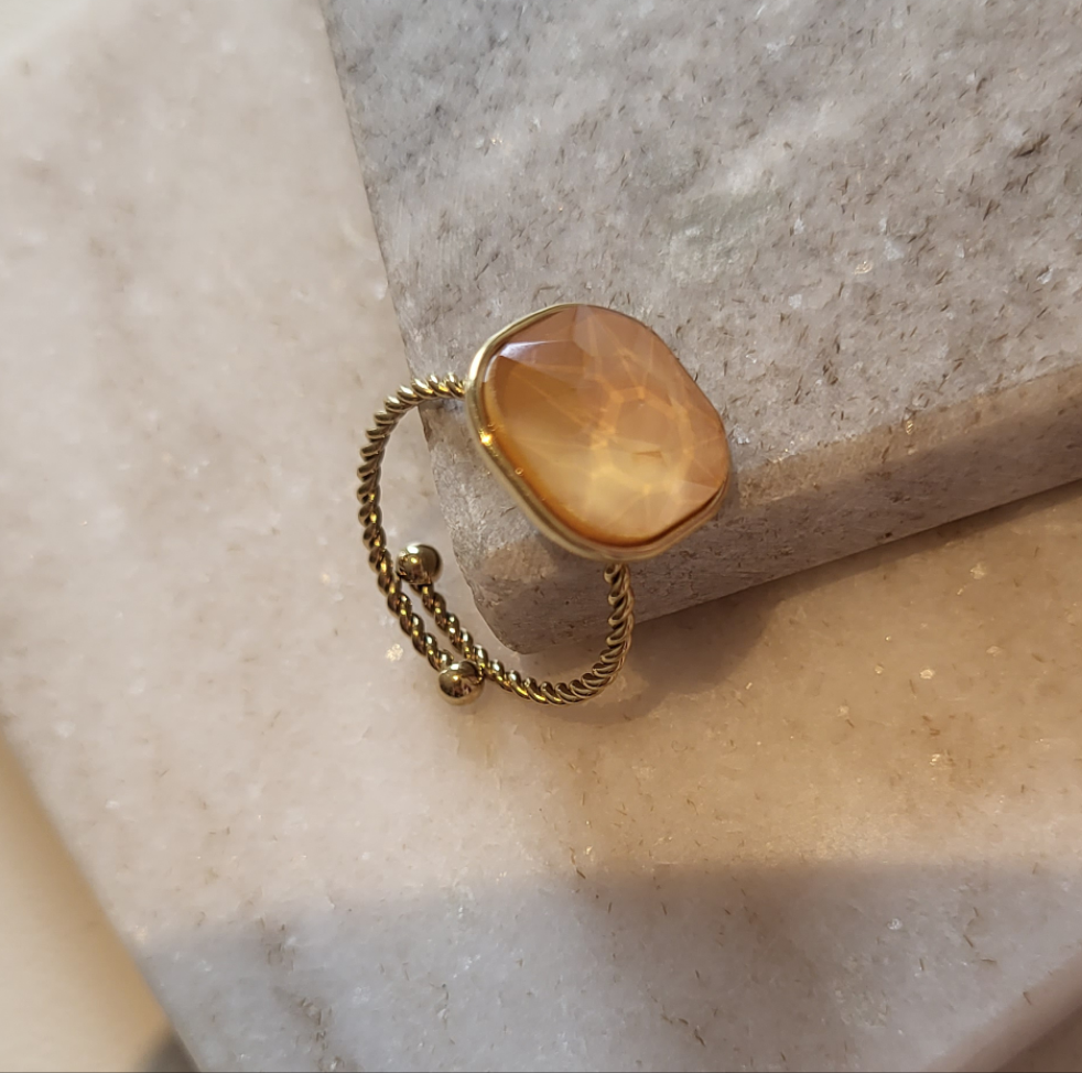 Ring stone orange