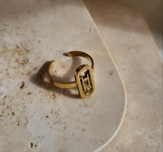 Ring schakel met steentjes